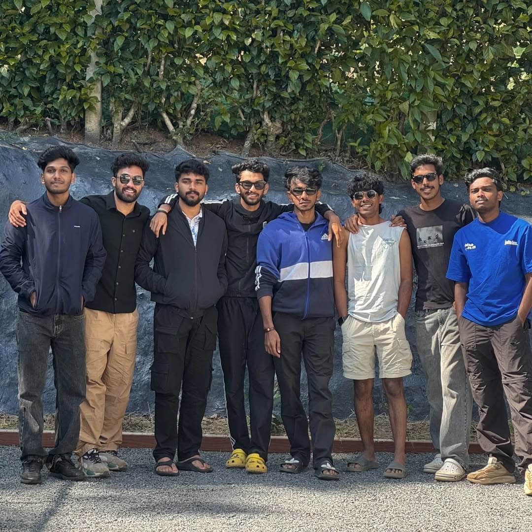 Infinity pool overlooking the lake