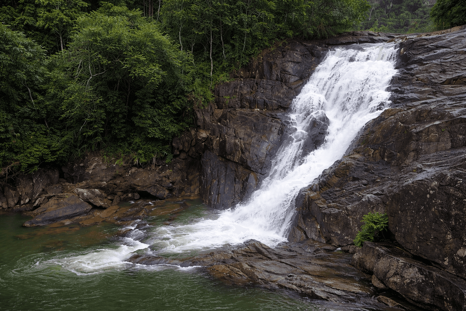 Kanthanpara Waterfalls